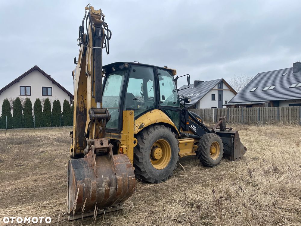 Caterpillar 428E - 2