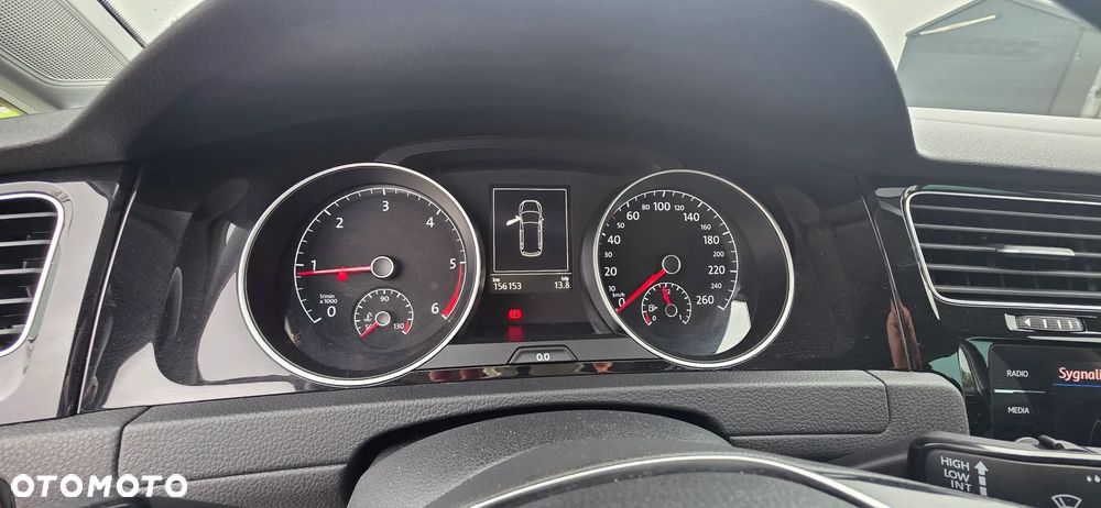 Volkswagen Golf 2.0 TDI SCR United - 16