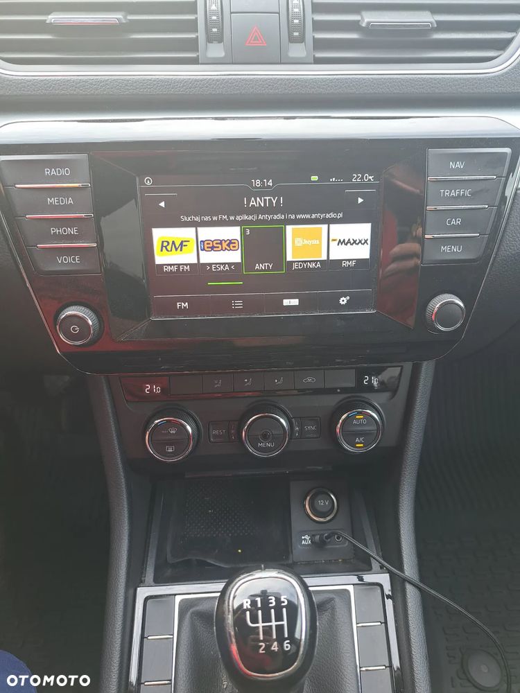 Skoda Superb 2.0 TDI Ambition - 28