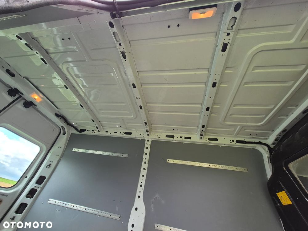 Opel Movano - 27
