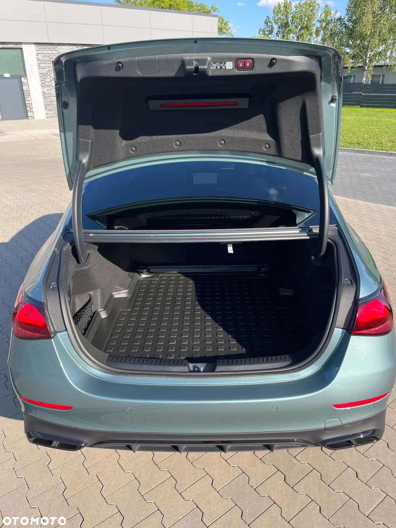 Mercedes-Benz Klasa E 200 AMG - 22