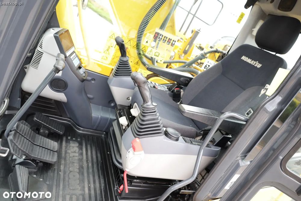 Komatsu PC210LC-11 - 19