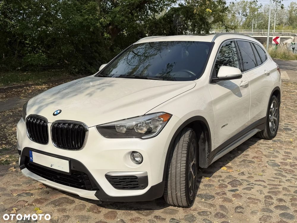 BMW X1 xDrive28i xLine - 5