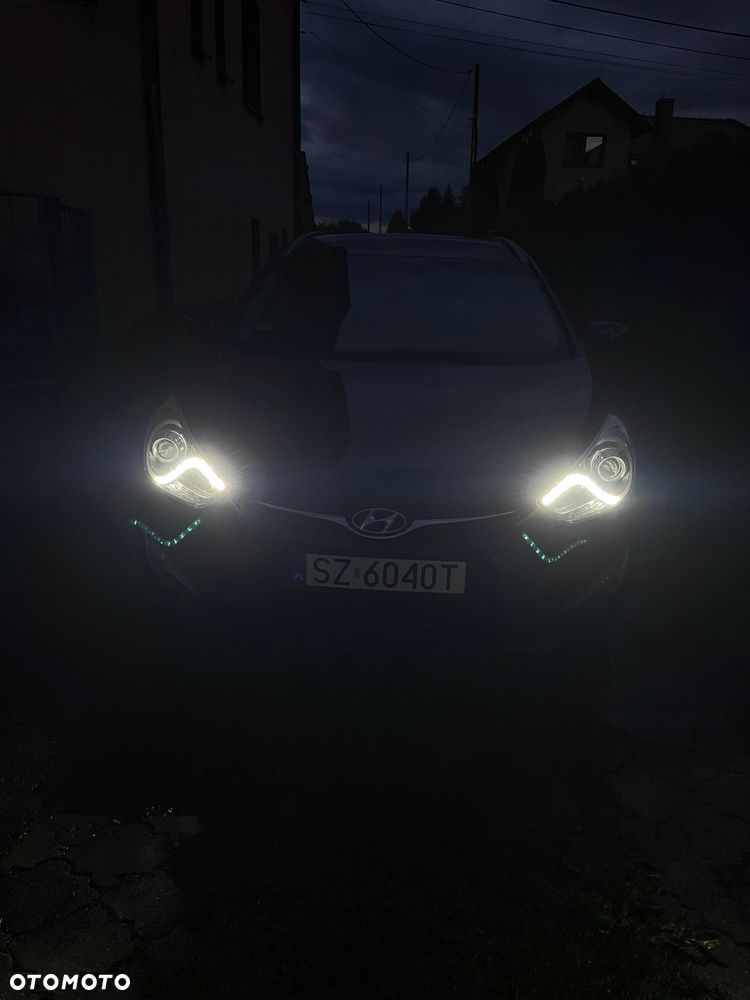 Hyundai i40 2.0 GDI Comfort + - 17