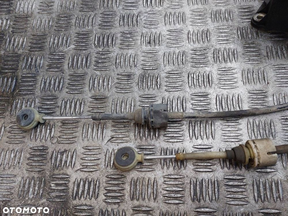 LEWAREK ZMIANY BIEGÓW + LINKI 5B OPEL VECTRA C 1.8 16V 24456028 55352866 - 2