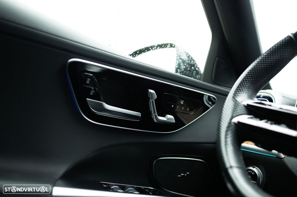 Mercedes-Benz C 300 e AMG Line - 29