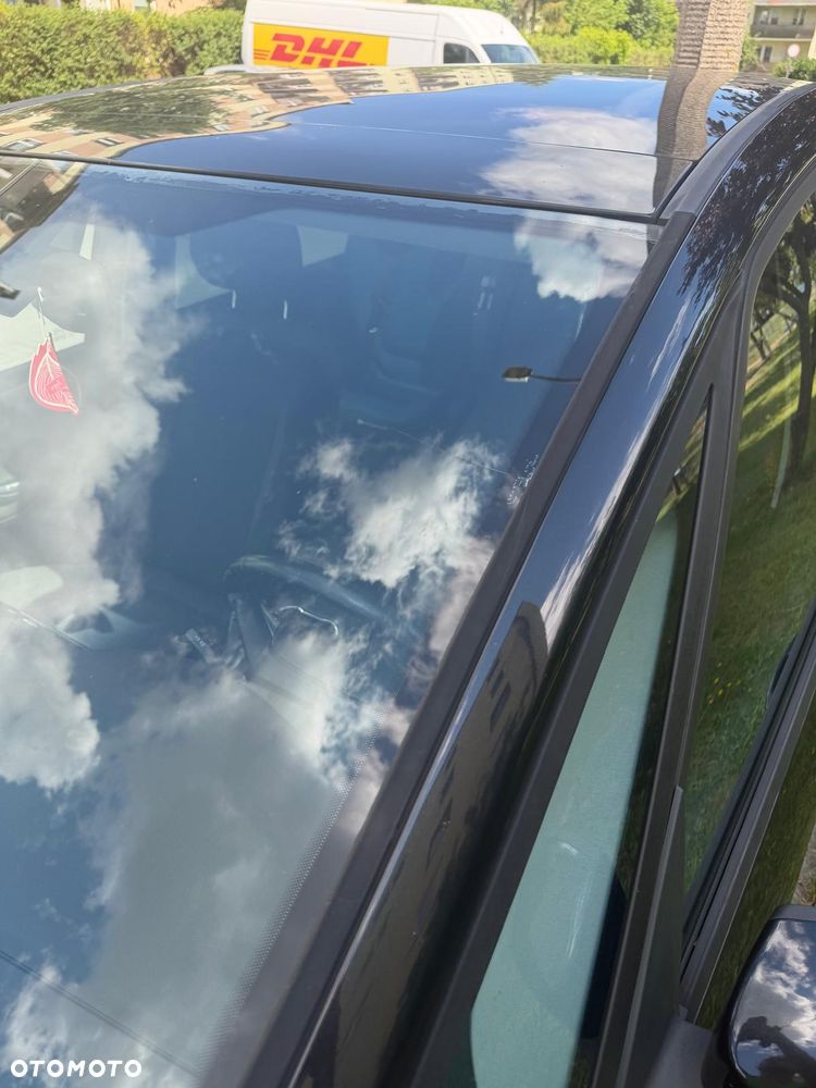 Ford S-Max 2.0 Titanium - 23