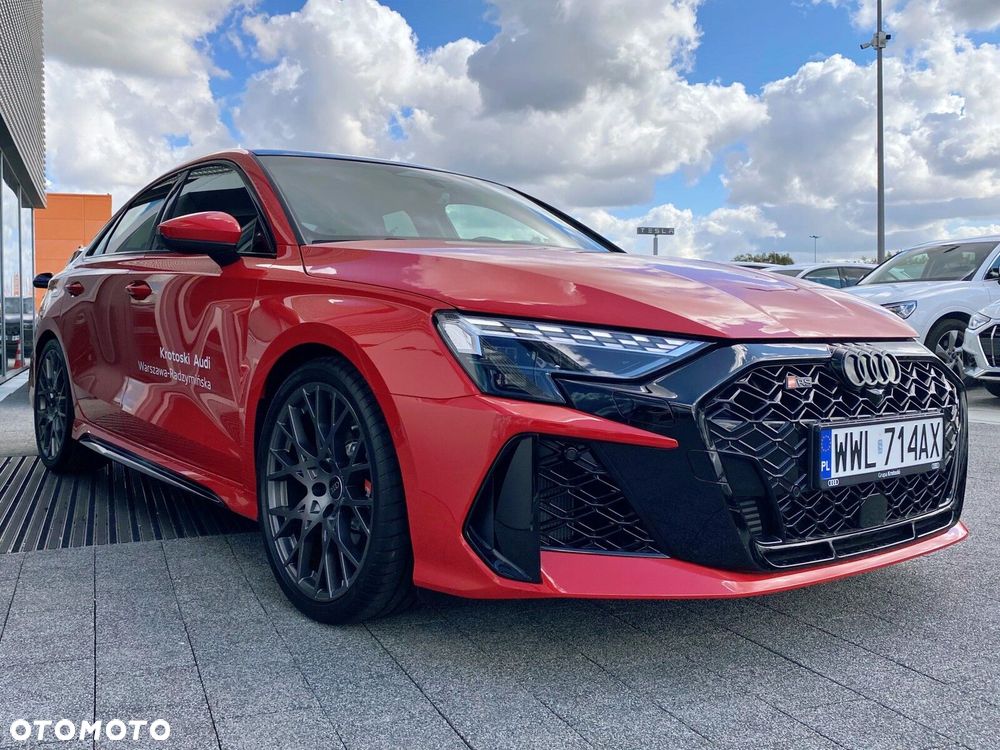 Audi RS3 Limousine - 9