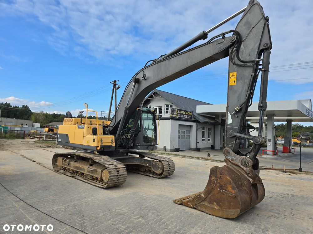 Volvo EC250DL - 7