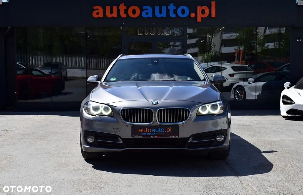 BMW Seria 5 520d xDrive Sport Line - 2