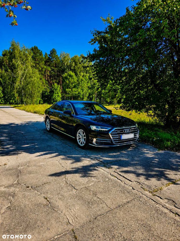 Audi A8 - 2