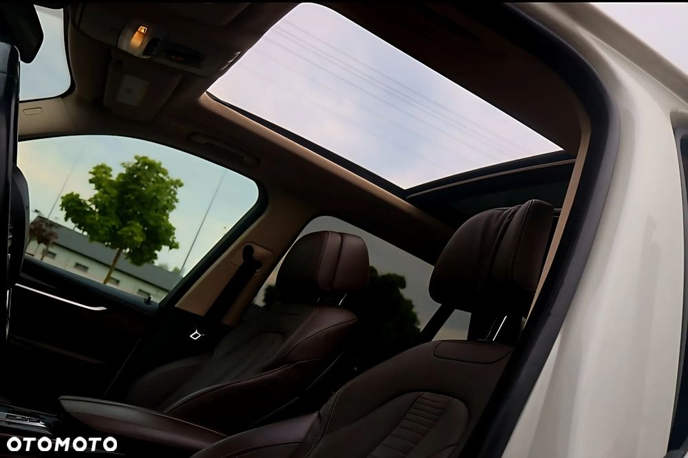BMW X5 xDrive35i Edition Exclusive - 7