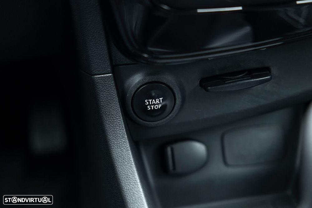 Renault Clio Sport Tourer 1.5 dCi Limited — fotografia 17