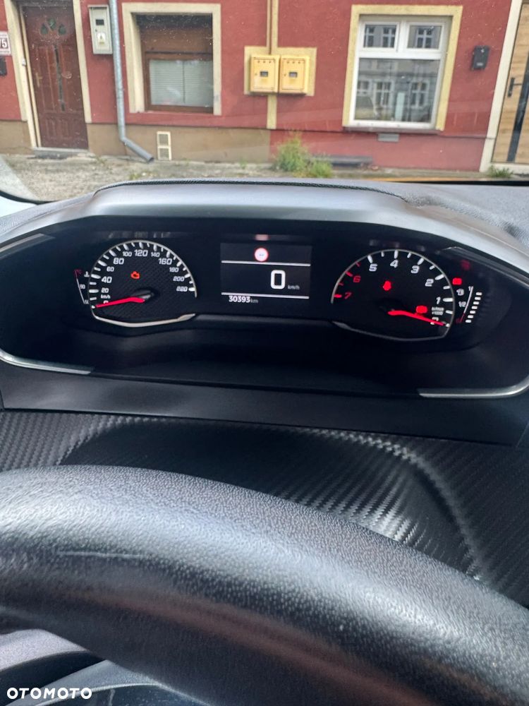 Peugeot 208 PureTech 75 Active - 12