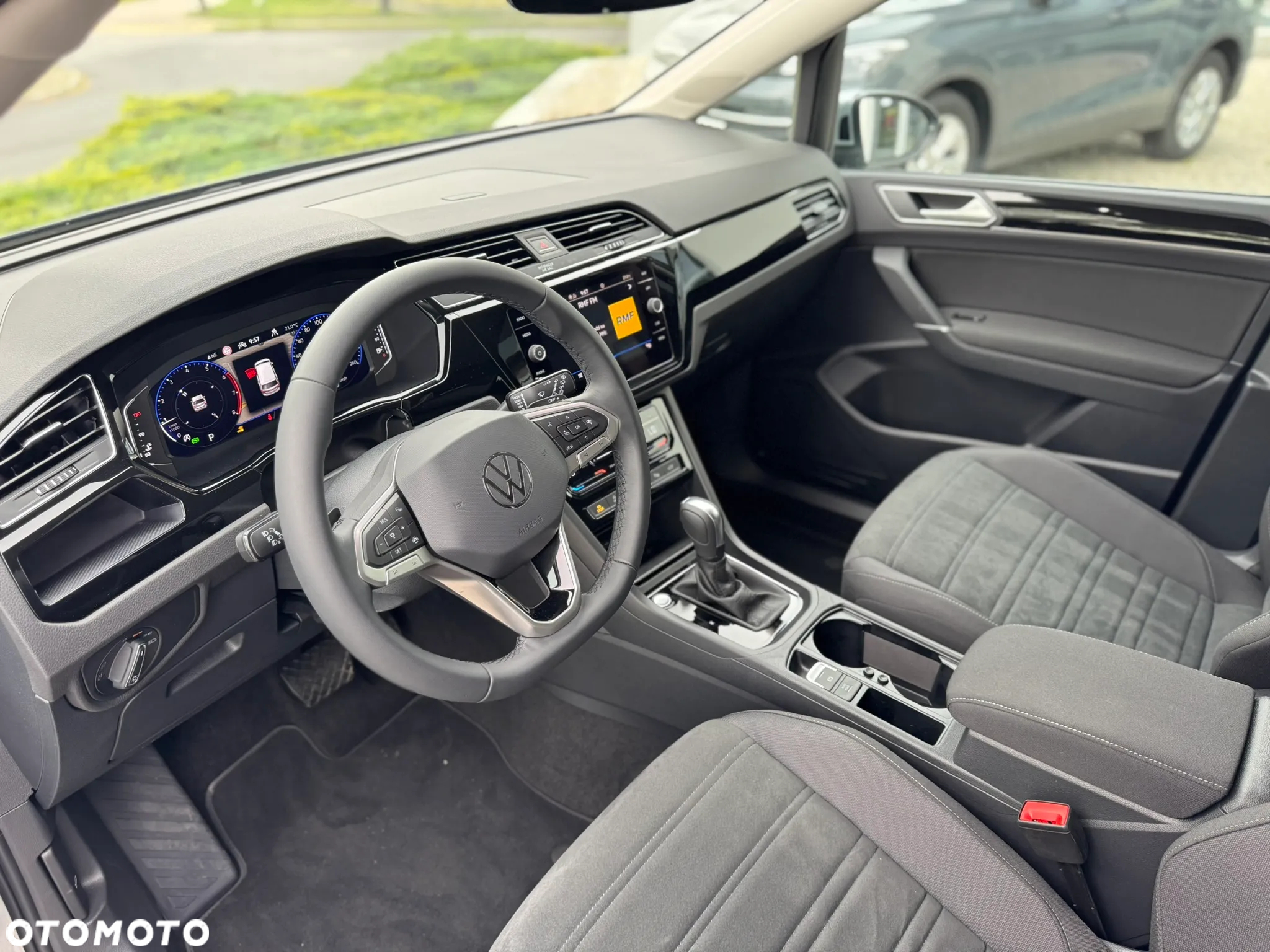 Volkswagen Touran 1.5 TSI EVO Highline DSG - 12