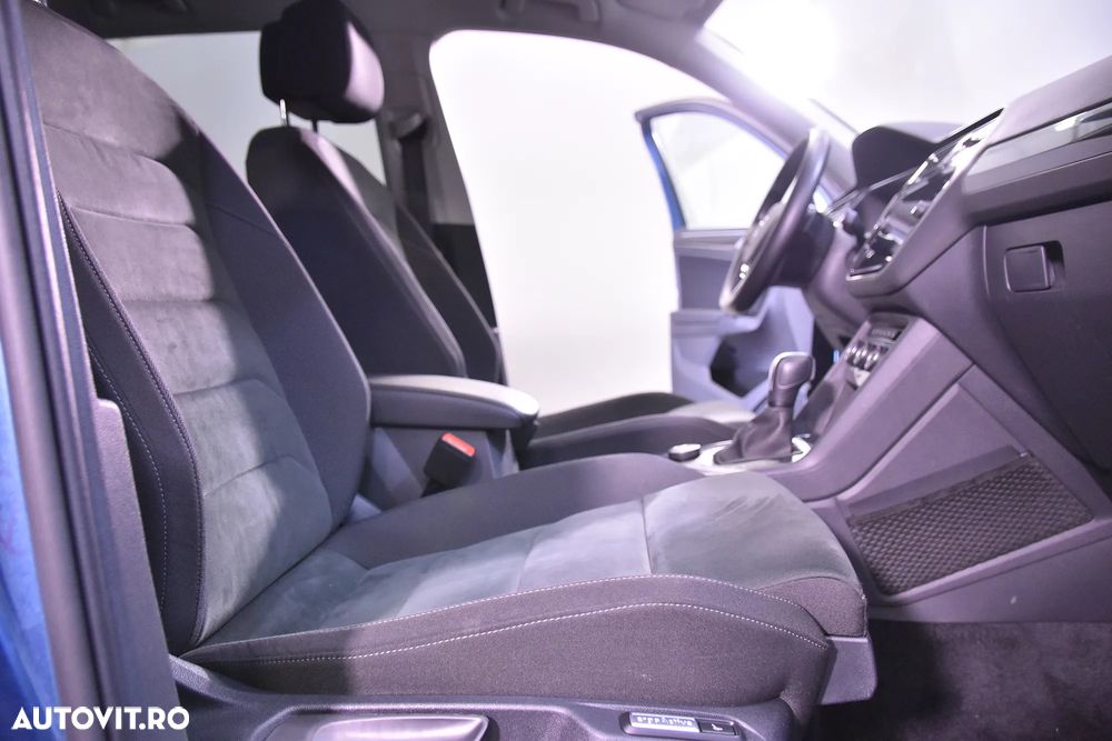 Volkswagen Tiguan - 11