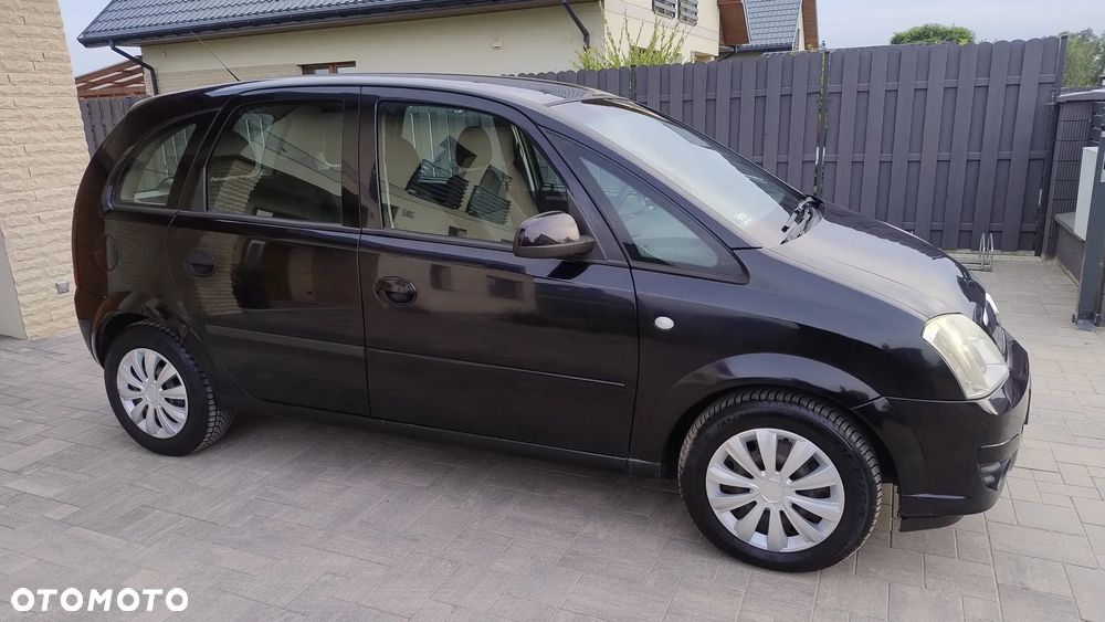 Opel Meriva - 11
