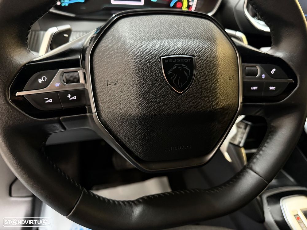 Peugeot 2008 Hybrid 145 e-DSC Style - 23