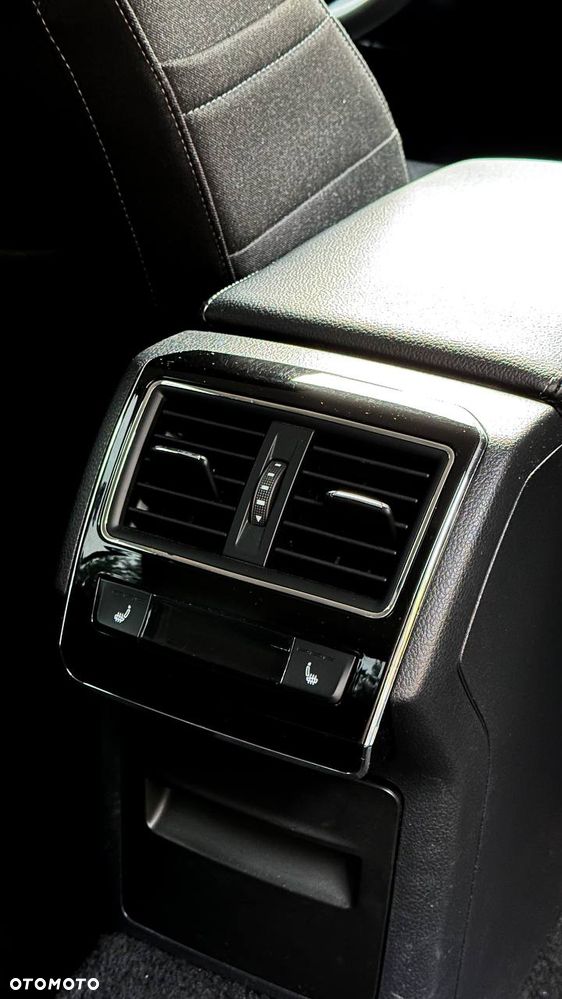 Skoda Superb 2.0 TDI Style - 5