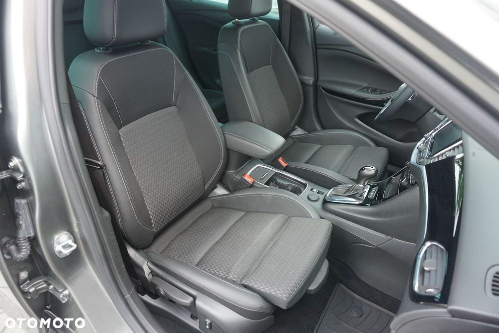 Opel Astra 1.4 Turbo Start/Stop Automatik Innovation - 21