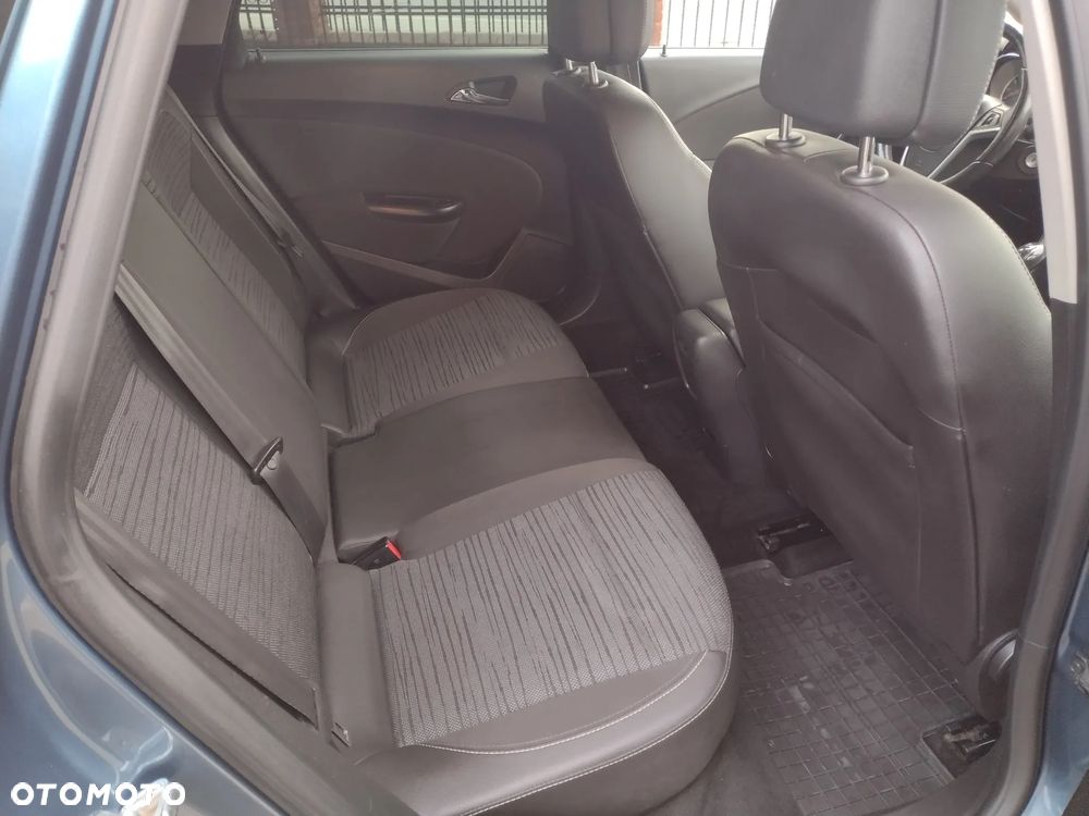 Opel Astra 1.4 Turbo Exklusiv - 6