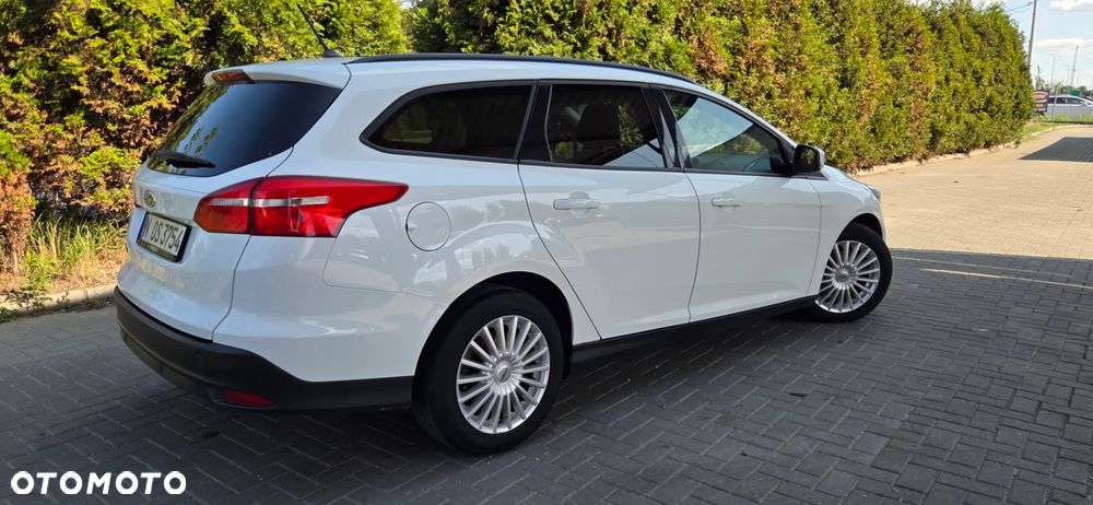 Ford Focus 1.5 TDCi DPF Start-Stopp-System Titanium - 16