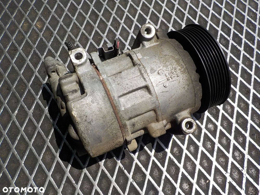 RENAULT MEGANE III 1.9 DCI SPRĘŻARKA POMPA KLIMATYZACJI 8200956574-A - 3
