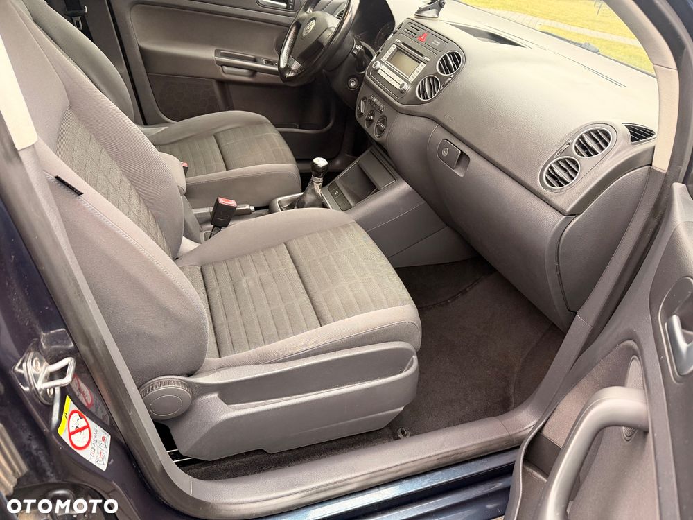 Volkswagen Golf Plus 2.0 TDI DPF Trendline - 17