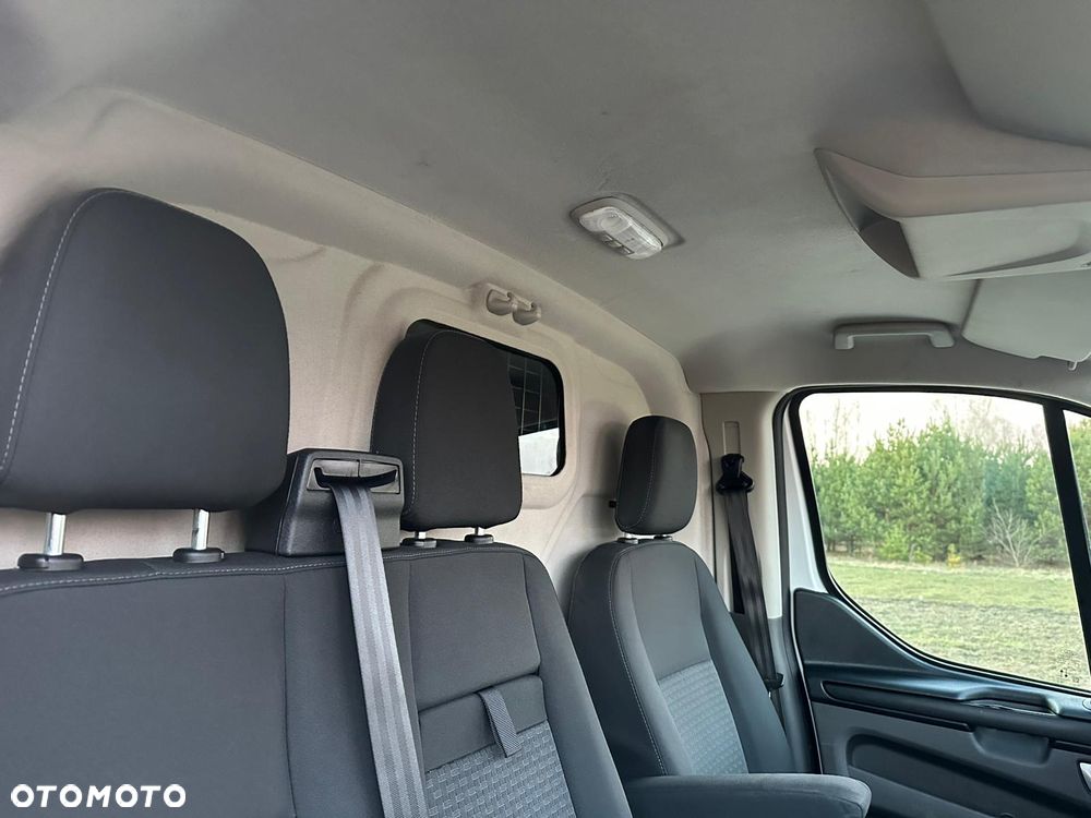 Ford Transit Custom - 21