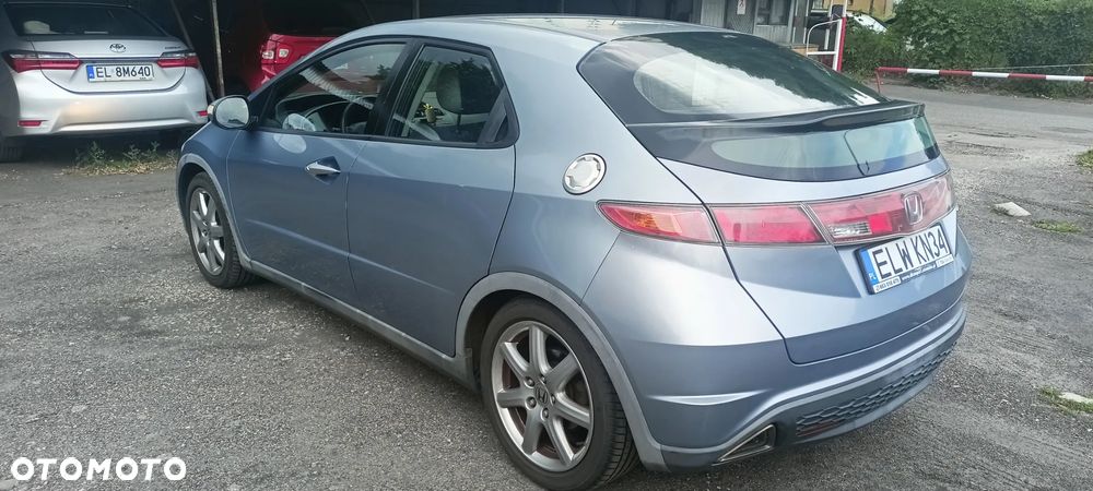 Honda Civic 1.8 Sport - 9