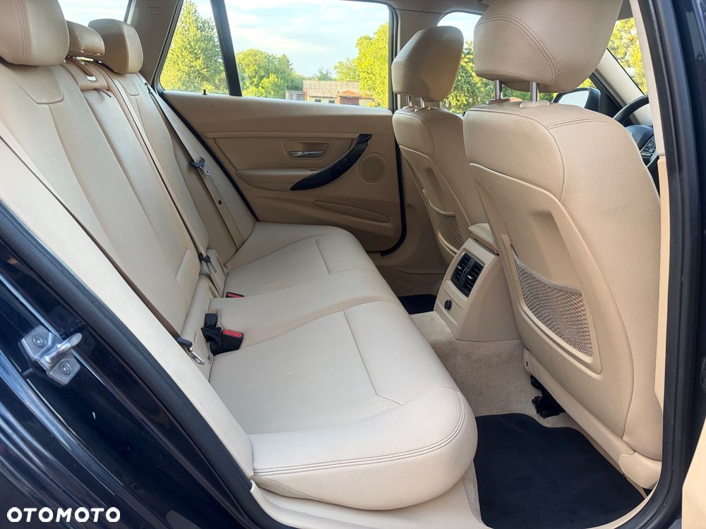 BMW Seria 3 320d Efficient Dynamics Edition Blue Perf - 25