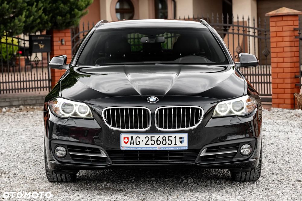 BMW Seria 5 525d xDrive Sport-Aut Modern Line - 5