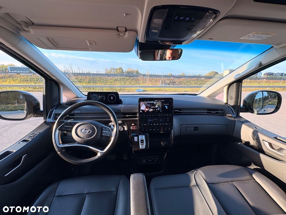 Hyundai Staria 1.6 T-GDI HEV Smart VIP - 6
