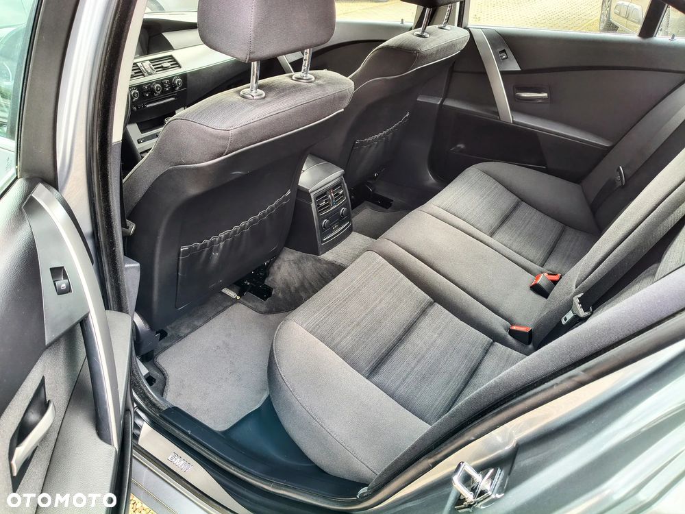 BMW Seria 5 - 16