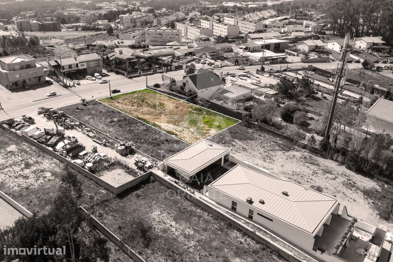Terreno urbano com 1265m² em São João de Ver - Grande imagem: 2/6