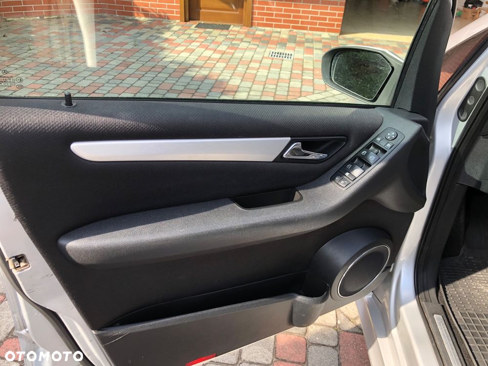 Mercedes-Benz Klasa B - 19