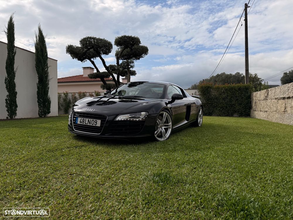Audi R8 Coupé 4.2 FSi V8 quattro - 8