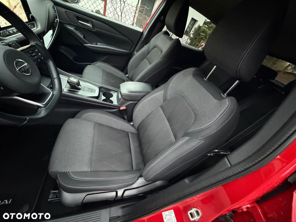 Nissan Qashqai 1.3 DIG-T N-Connecta DCT - 11