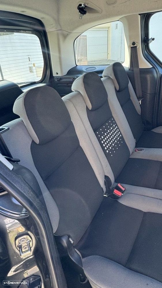 Citroën Berlingo 1.2 PureTech M Shine - 11