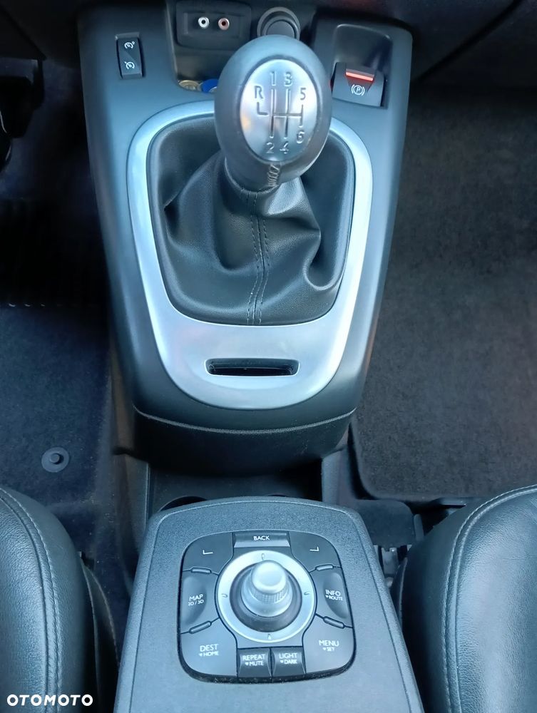 Renault Scenic 1.4 16V TCE Expression - 15