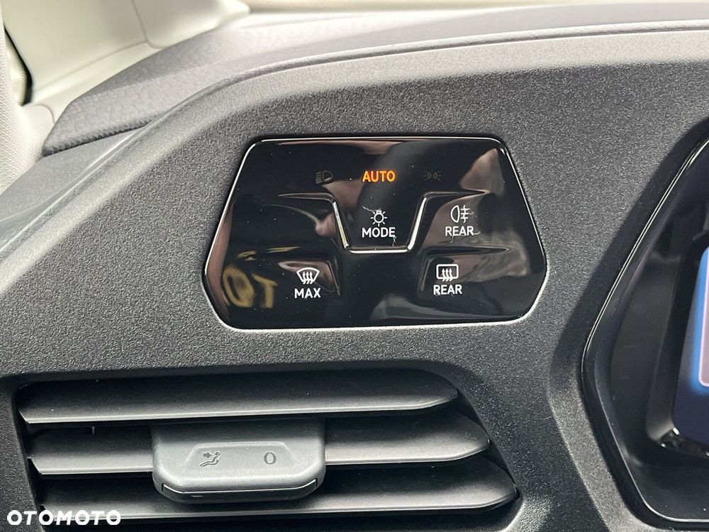 Volkswagen Caddy - 31