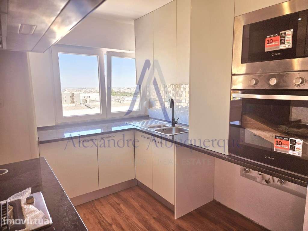 Apartamento T3 Renovado | Monte da Caparica - Grande imagem: 3/25