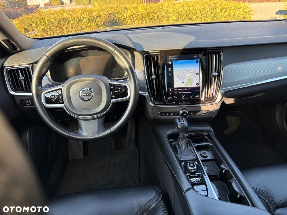 Volvo V90 D4 AWD Geartronic Momentum Pro - 10