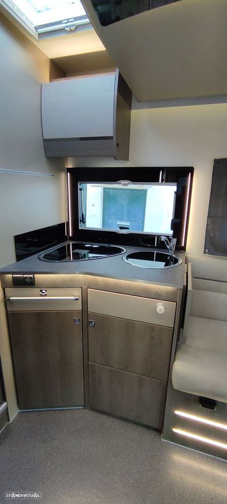 Chausson Titanium 708 (Cama central 7.10mt e sala face a face) - 4