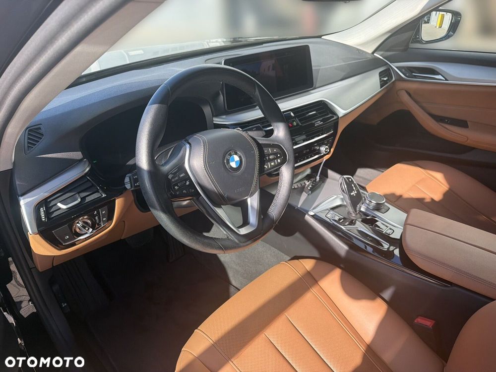 BMW Seria 5 - 10