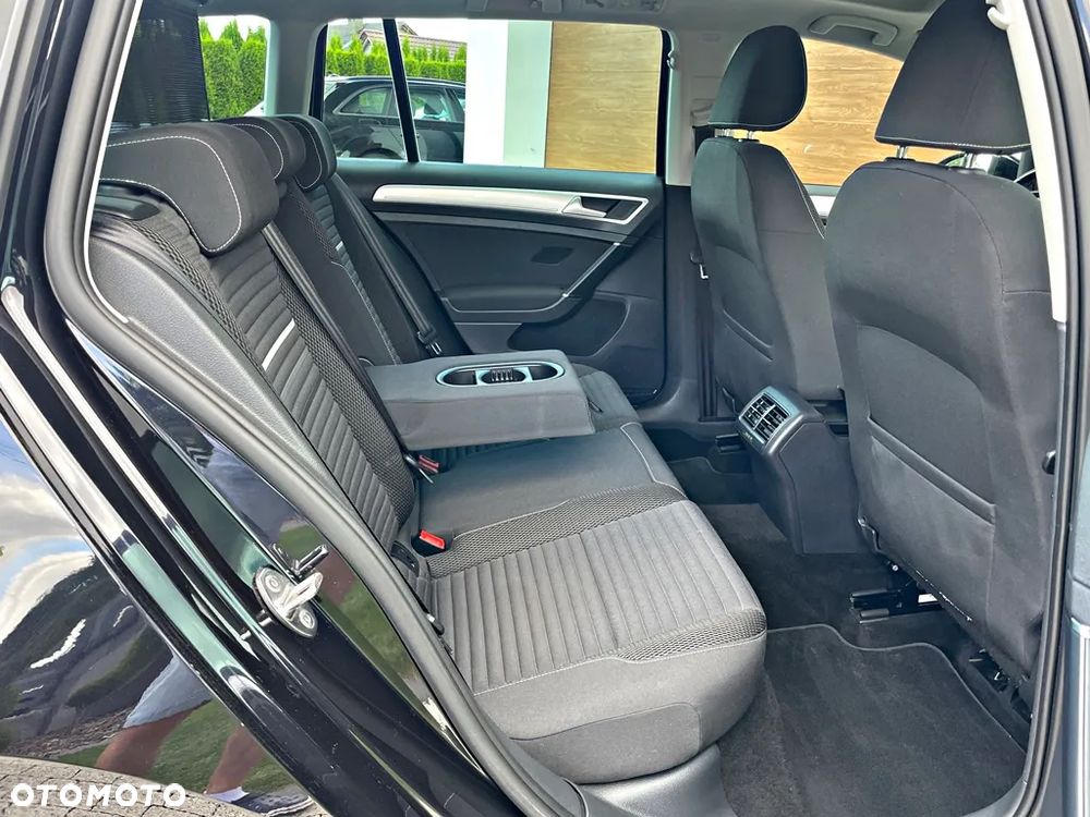 Volkswagen Golf Variant 2.0 TDI 4Motion BlueMotion Technology Cup - 28