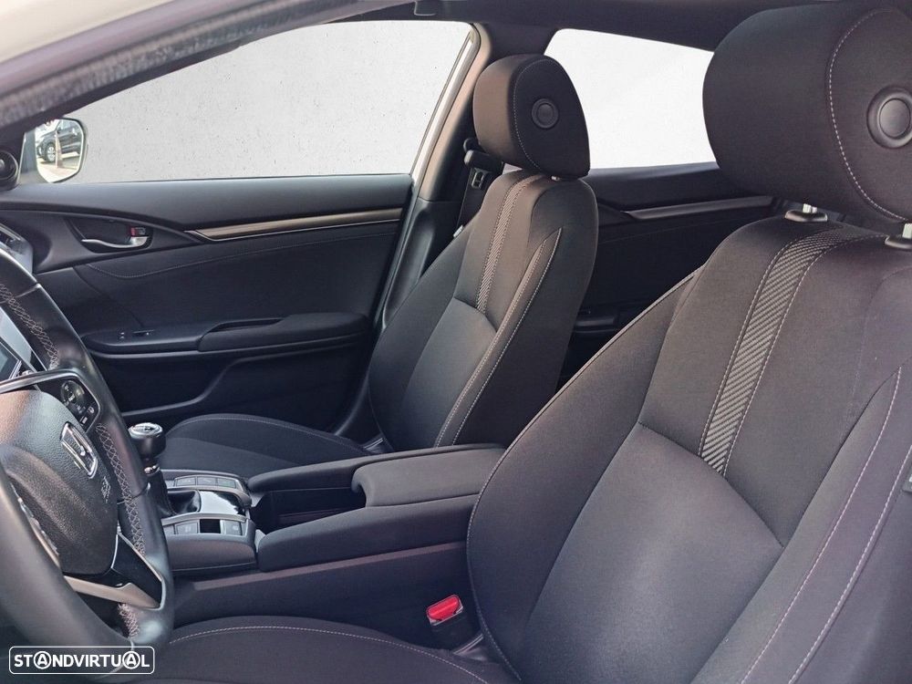 Honda Civic 1.0 i-VTEC S - 9