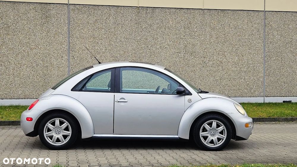 Volkswagen New Beetle - 6