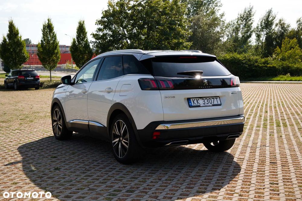 Peugeot 3008 1.6 PureTech Hybrid4 PHEV GT S&S EAT8 - 5