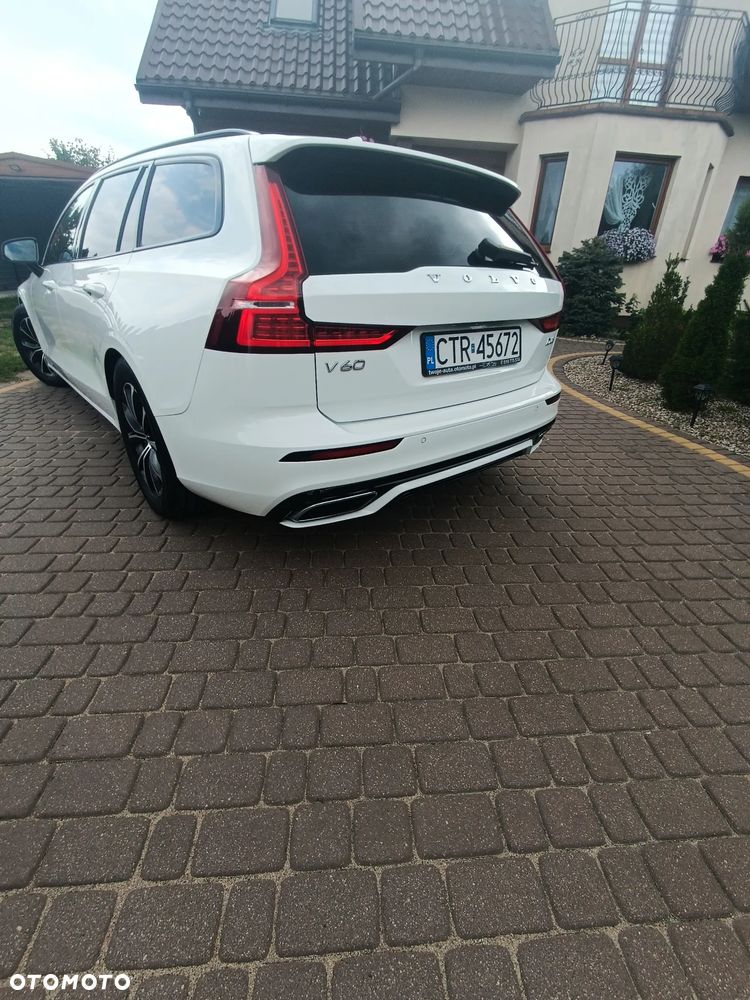 Volvo V60 D4 Geartronic R-Design - 5